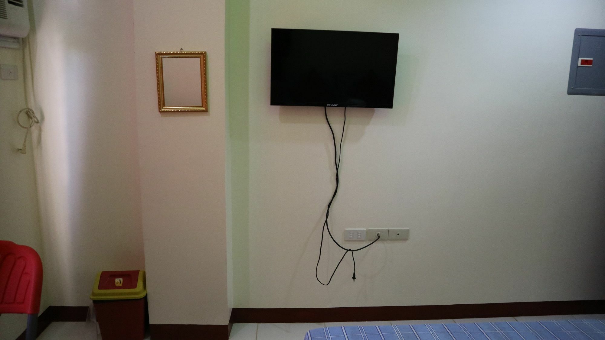 C Tower Studio Apartments Puerto Princesa Bagian luar foto