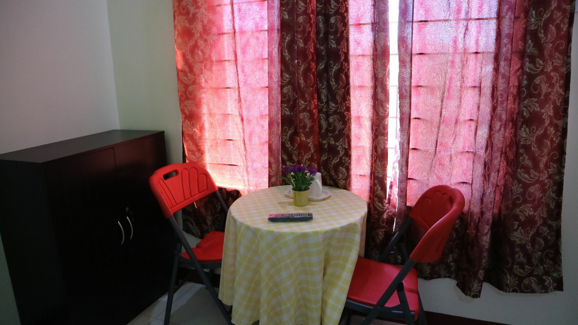 C Tower Studio Apartments Puerto Princesa Bagian luar foto