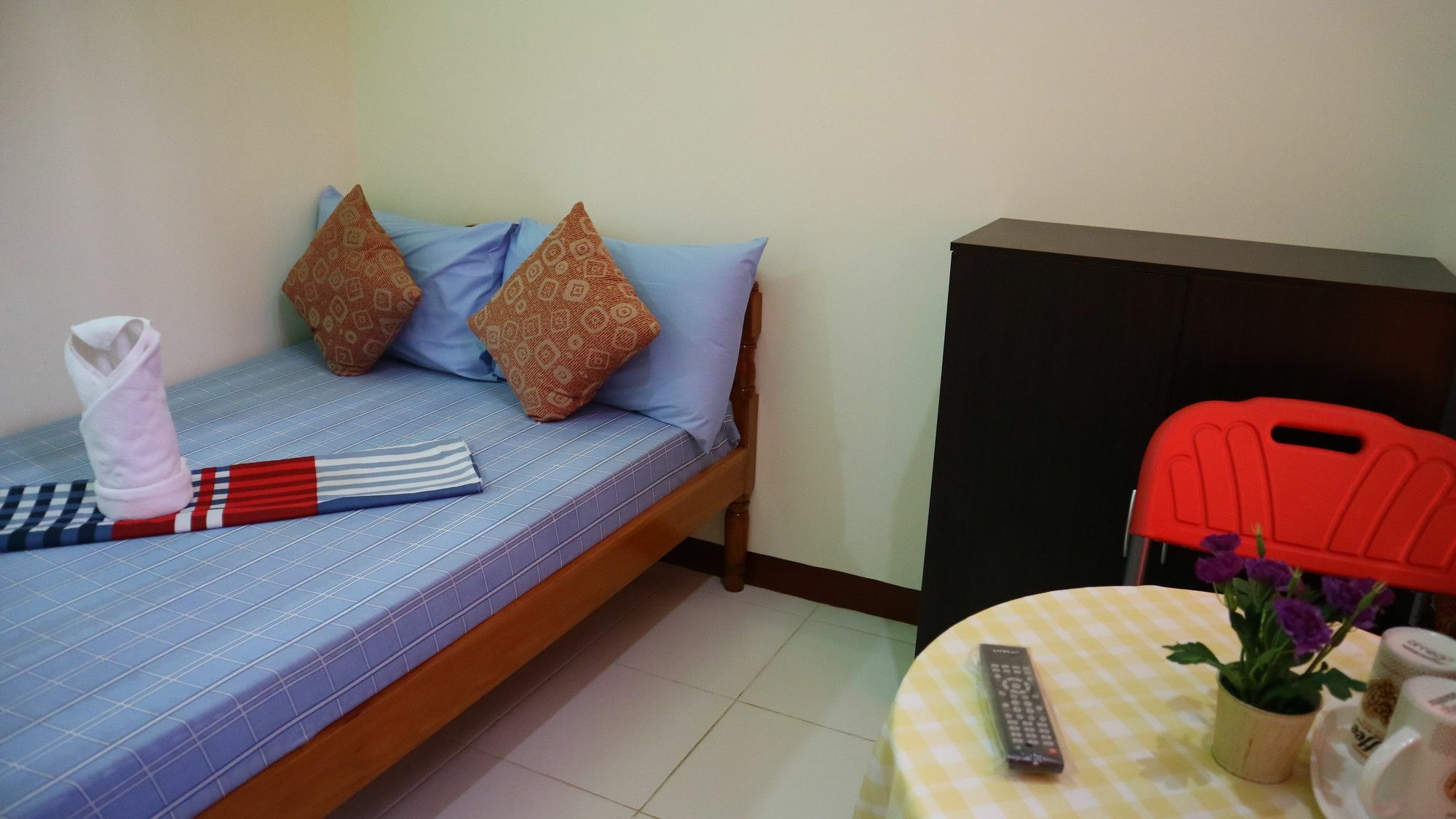 C Tower Studio Apartments Puerto Princesa Bagian luar foto